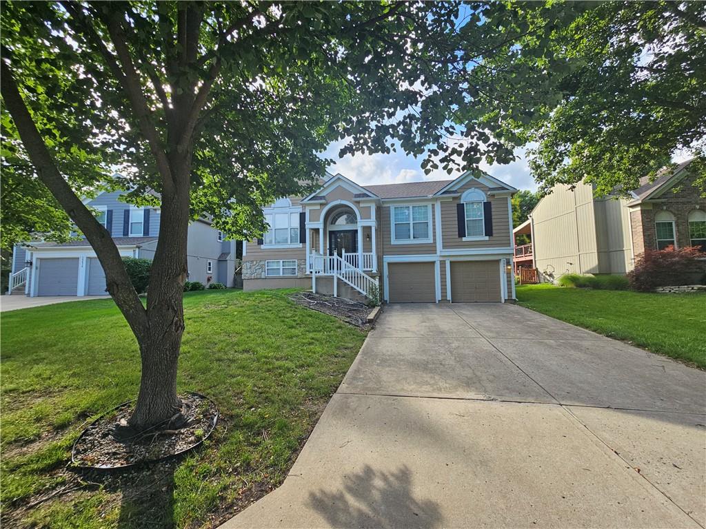 15672 S Blackfoot Street, Olathe, KS 66062