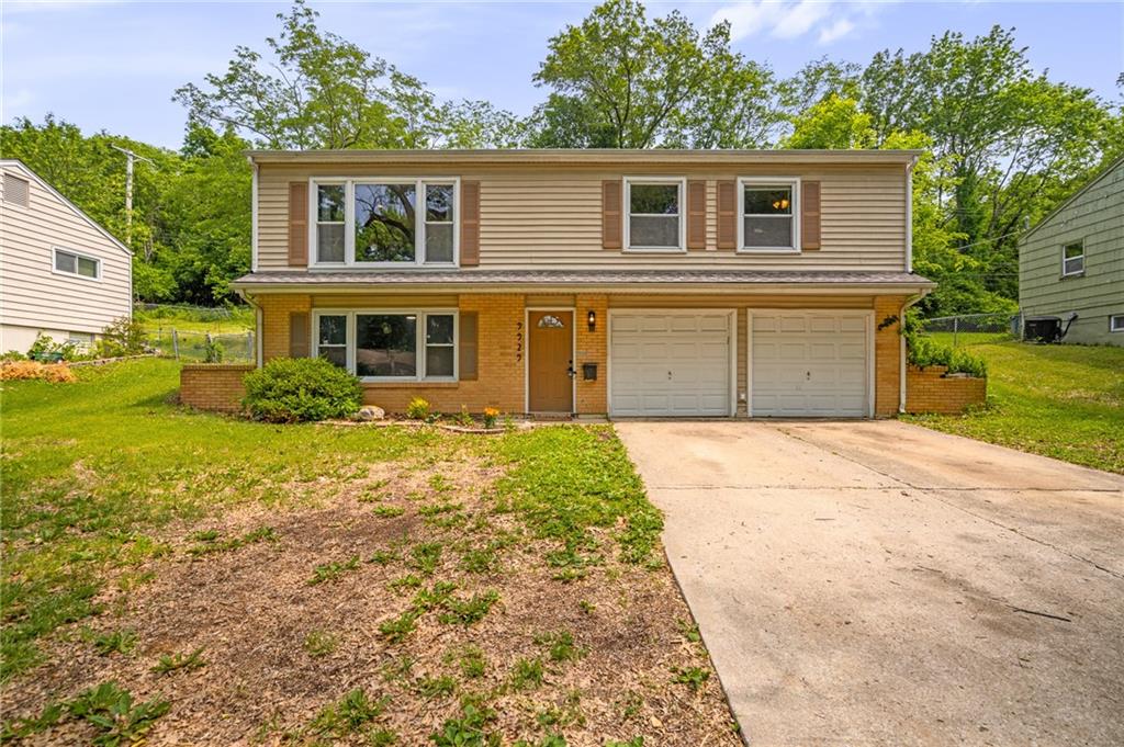 9929 Harrison Street, Kansas City, MO 64131