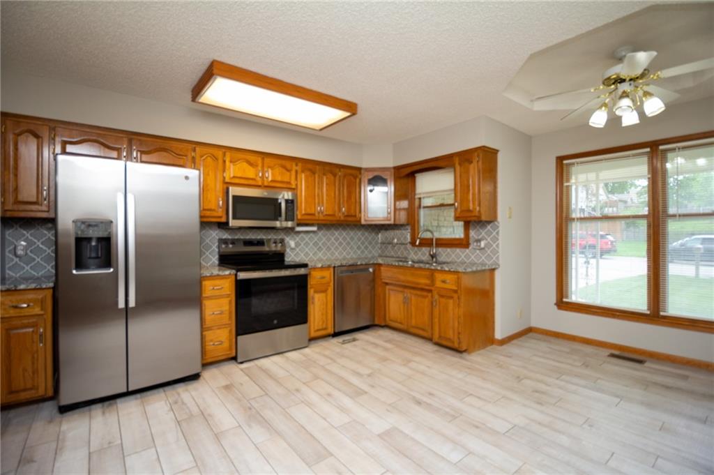 1213 Milwaukee Street, Excelsior Springs, MO 64024