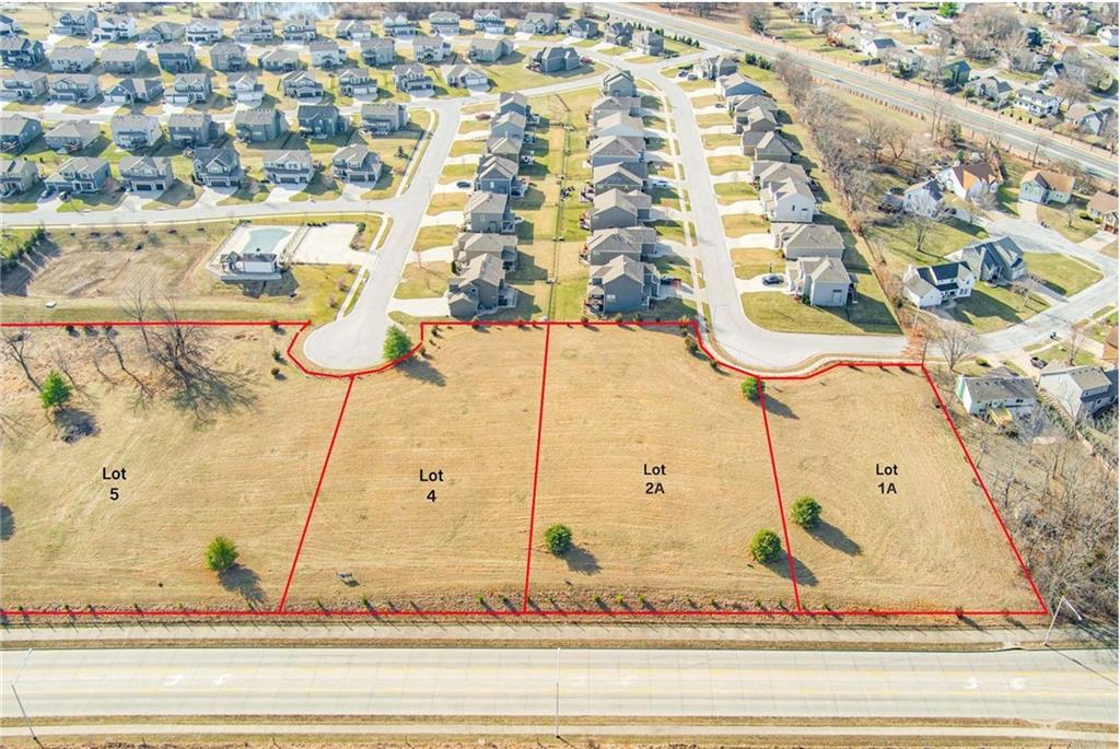 1700 NE Bluff Street, Lee's Summit, MO 64086