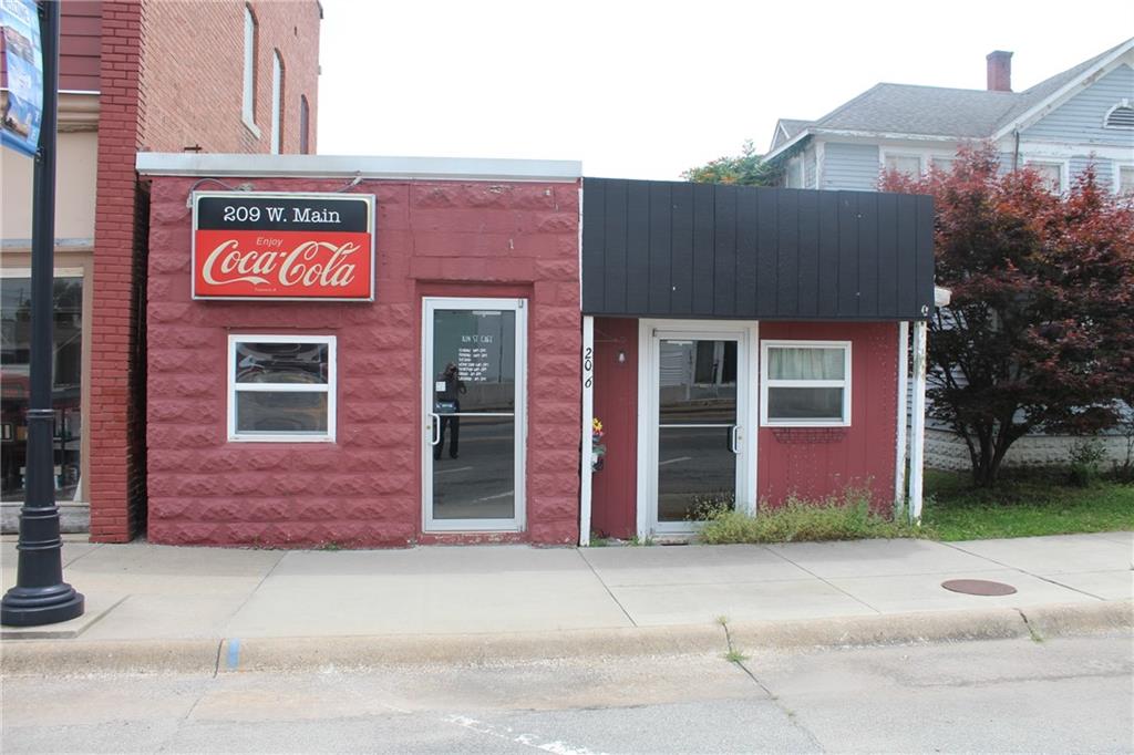 209 W Main Street, Chanute, KS 66720