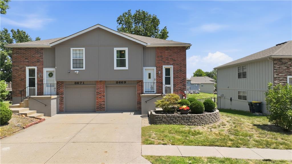 8669 N Hull Avenue, Kansas City, MO 64154
