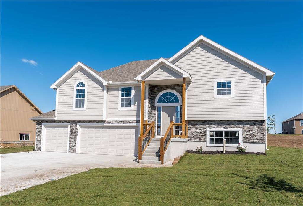 15612 Austin Court, Basehor, KS 66007