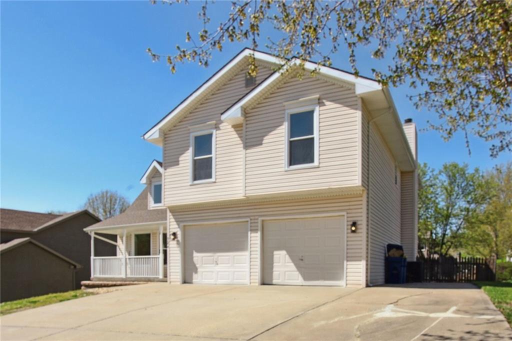 724 Plum Rose Drive, Liberty, MO 64068