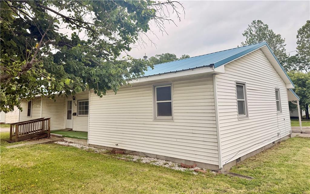 220 N 22nd Street, Unionville, MO 63565