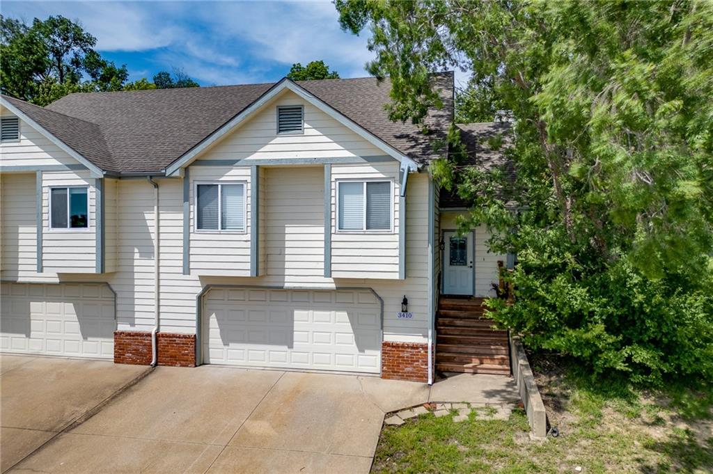 3410 Augusta Drive, Lawrence, KS 66047