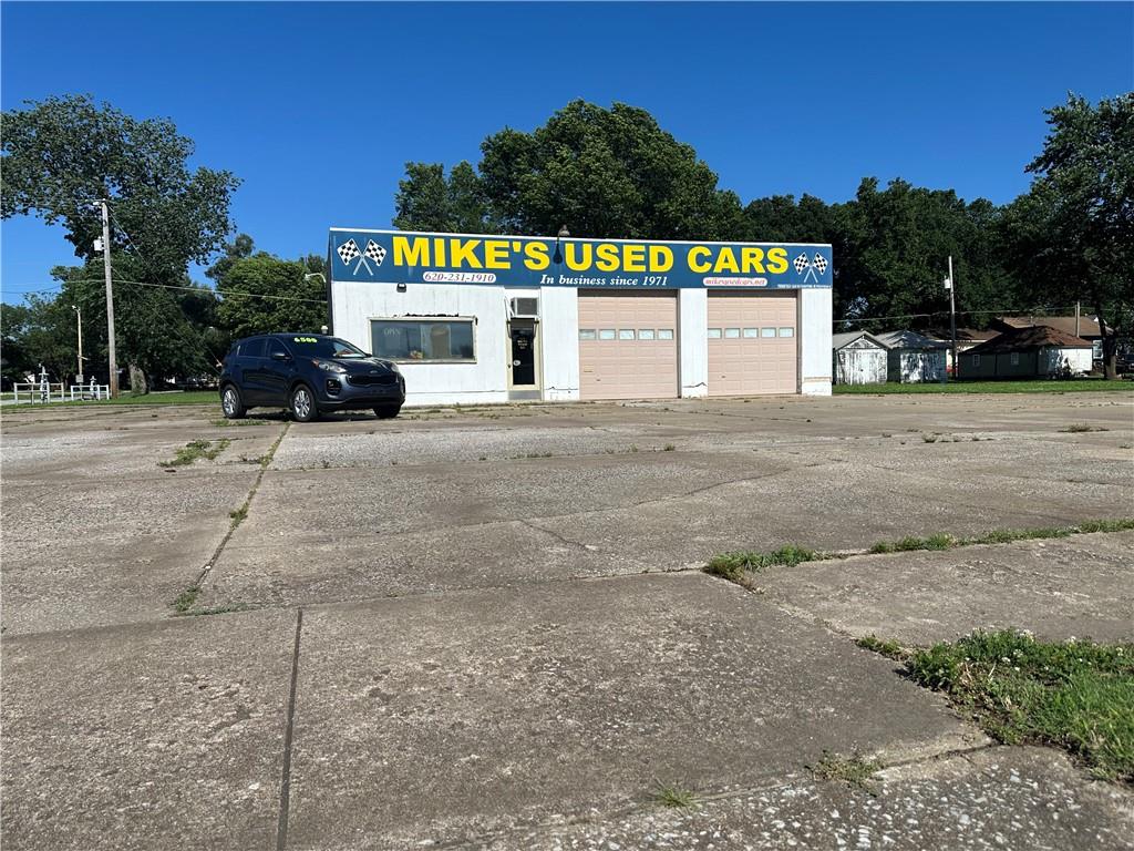 1712 N Broadway Street, Pittsburg, KS 66762