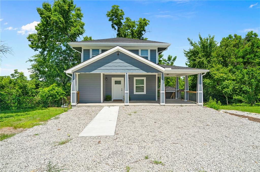 7330 Ozark Road, Kansas City, MO 64129