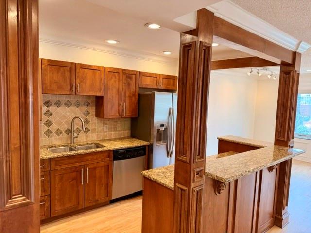 4545 Wornall Road, Kansas City, MO 64111