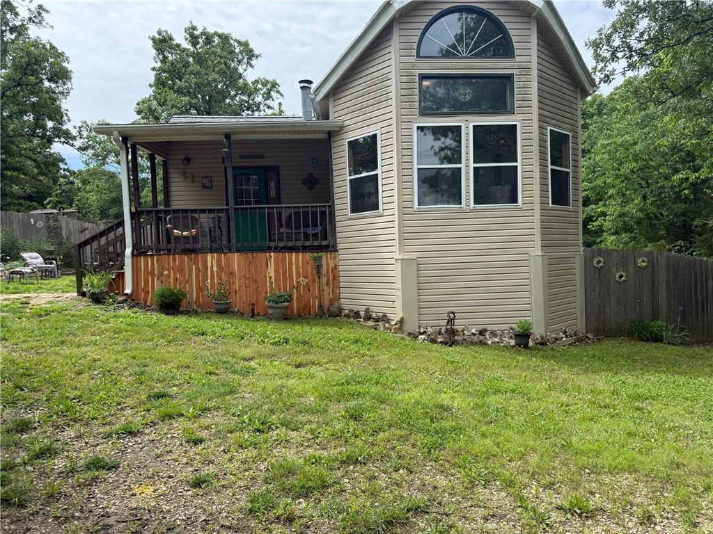 26361 Weidenmann Place, Edwards, MO 65326