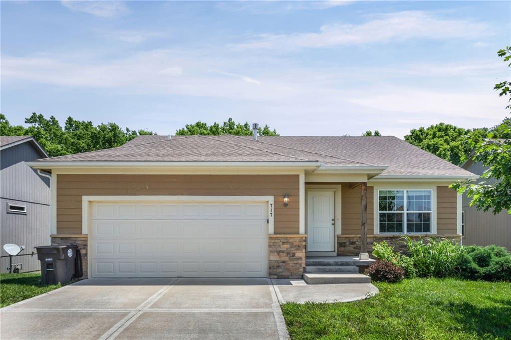 717 Samantha Lane, Belton, MO 64012