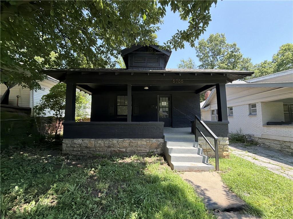 5705 Park Avenue, Kansas City, MO 64130