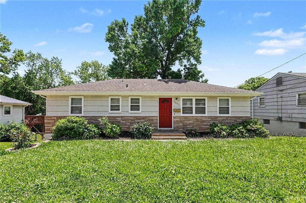 7601 E 76th Street, Kansas City, MO 64138