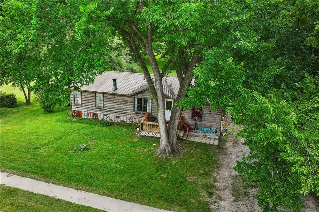 725 S Locust Street, Sweet Springs, MO 65351