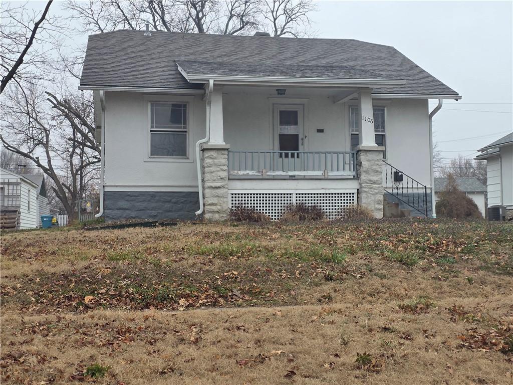 1106 Pacific Avenue, Osawatomie, KS 66064