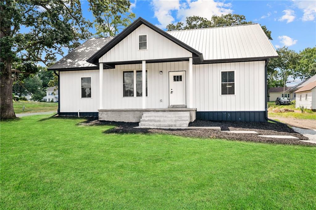 201 Linn Street, Trenton, MO 64683