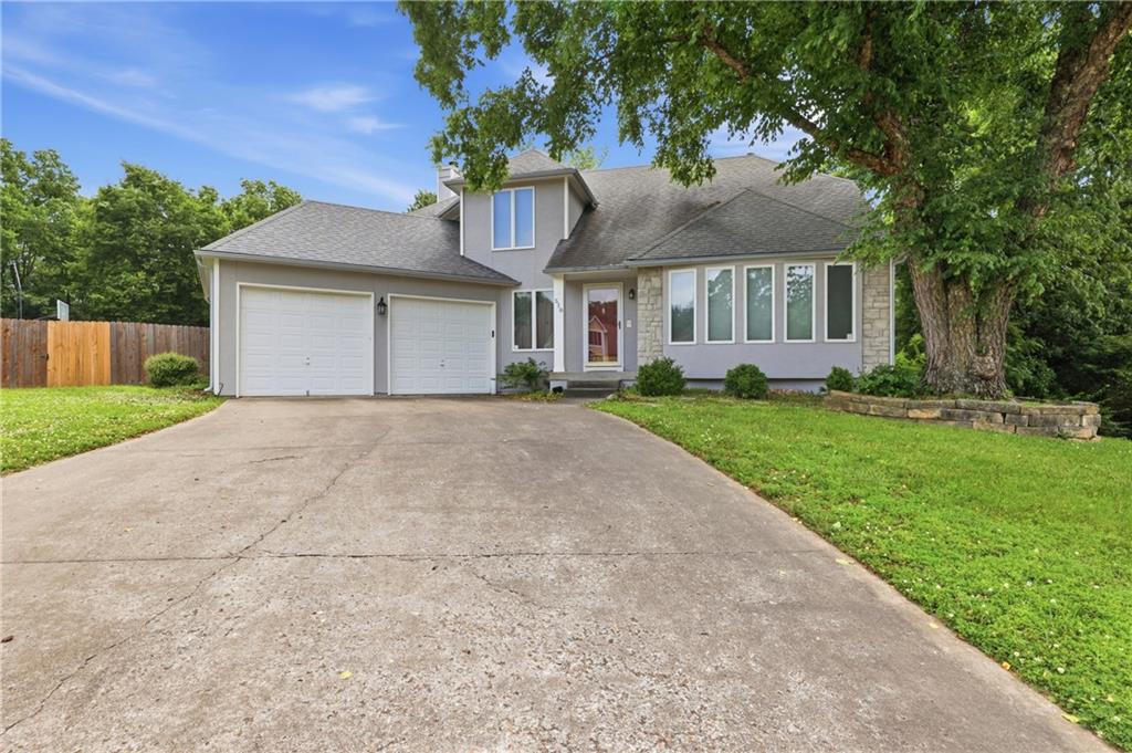 518 Edgewood Drive, Warrensburg, MO 64093