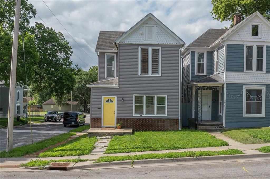 2024 Jules Street, St Joseph, MO 64501