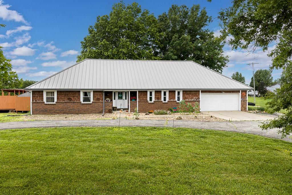 14435 166th Street, Bonner Springs, KS 66012