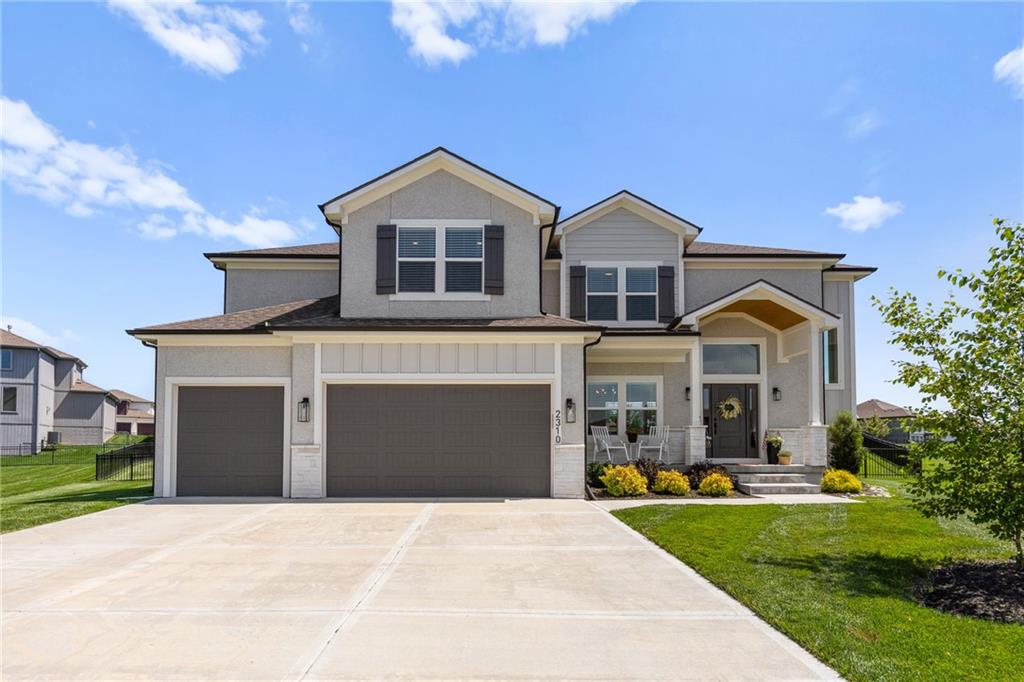 2310 SW Serena Place, Lee's Summit, MO 64082
