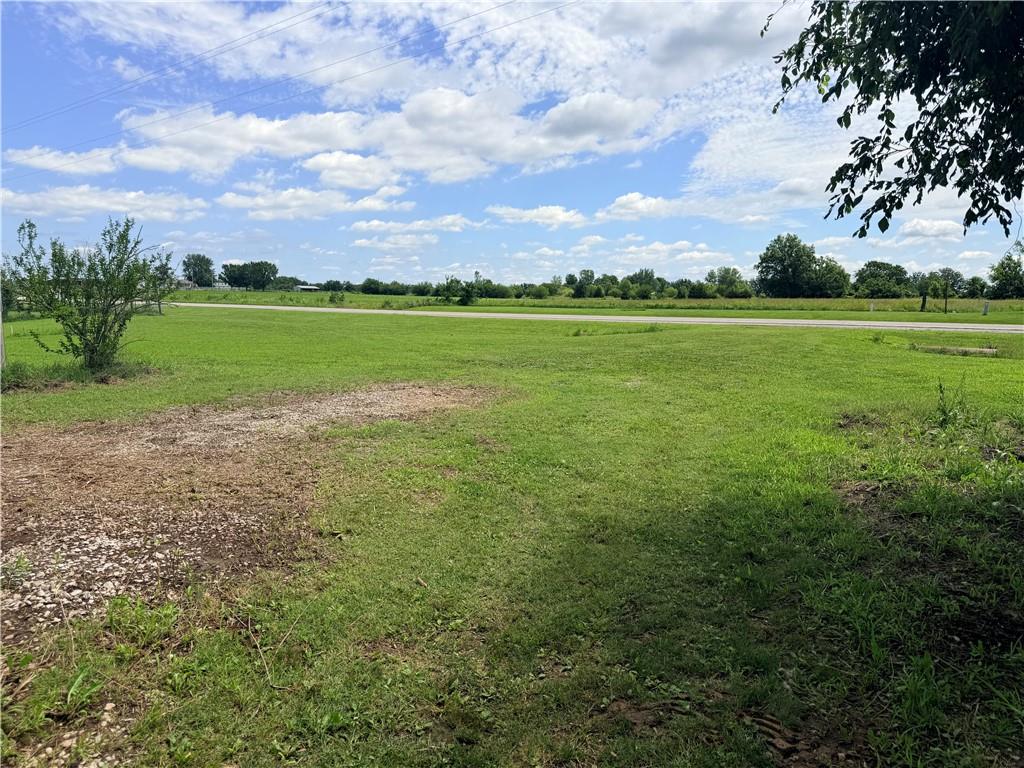 20156 S 43 Highway, Moundville, MO 64771