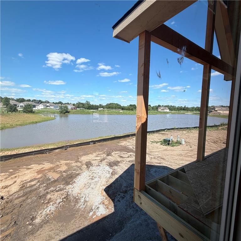 2335 Foxtail Drive, Kearney, MO 64060
