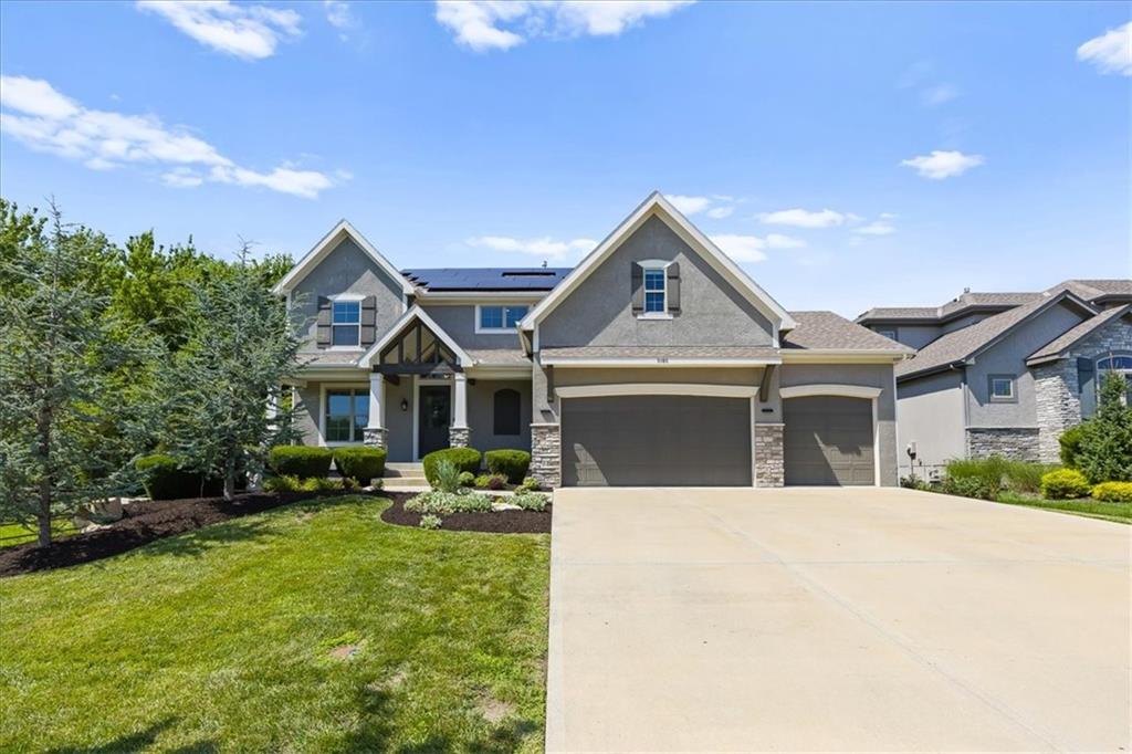 9106 W 165th Terrace, Overland Park, KS 66085