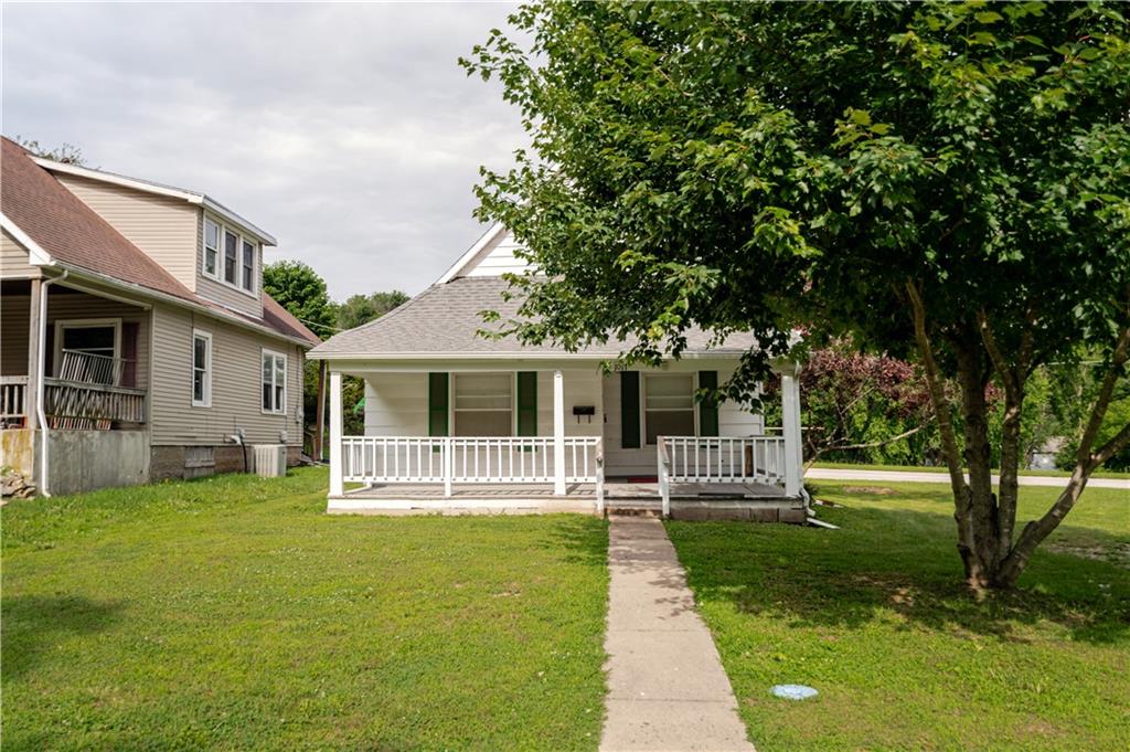 1017 S 5th Street, Atchison, KS 66002