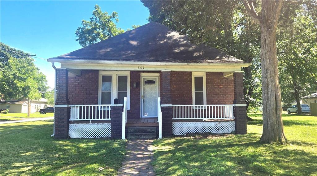 801 W 1st Street, Pittsburg, KS 66762