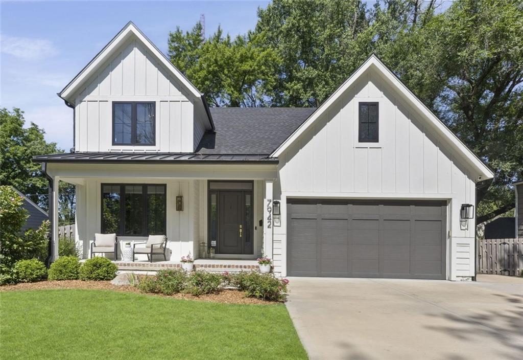 7942 Reinhardt Lane, Prairie Village, KS 66208