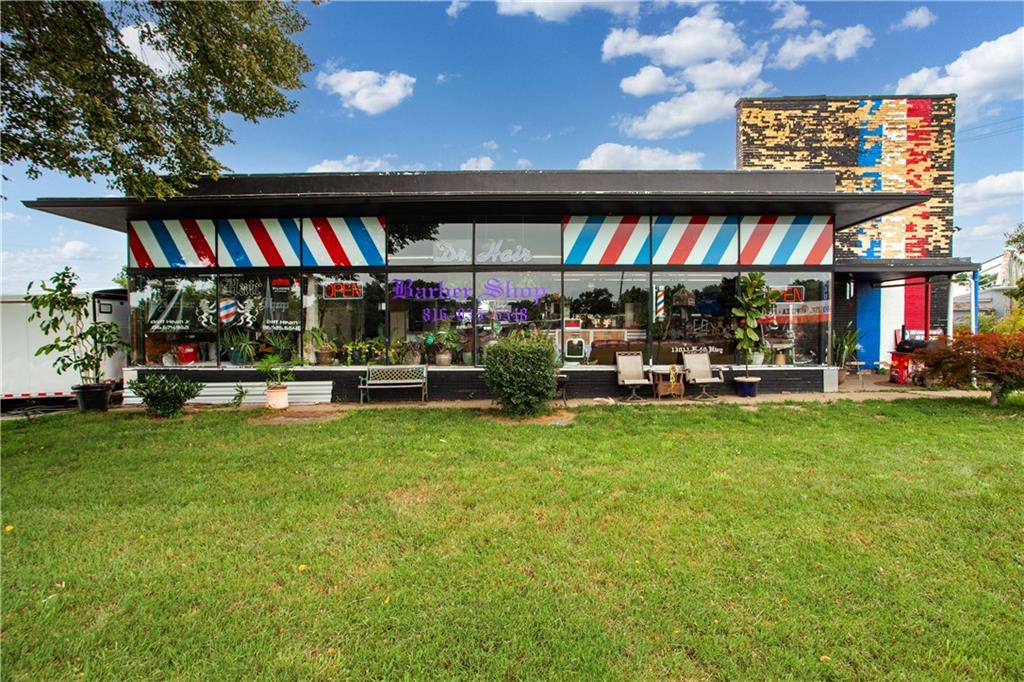 13011 E 40 Highway Highway, Independence, MO 64055