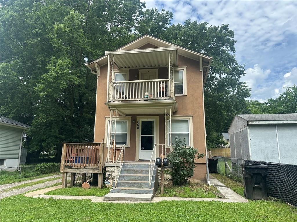 808 S Willis Avenue, Independence, MO 64052
