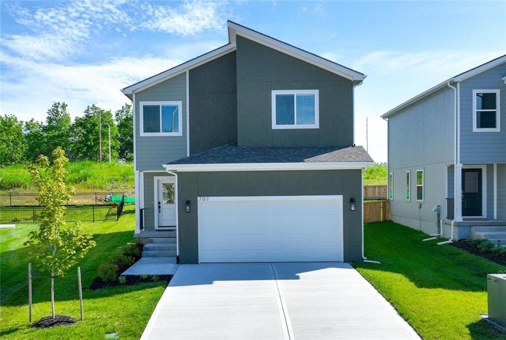 707 Glenn Circle, Raymore, MO 64083