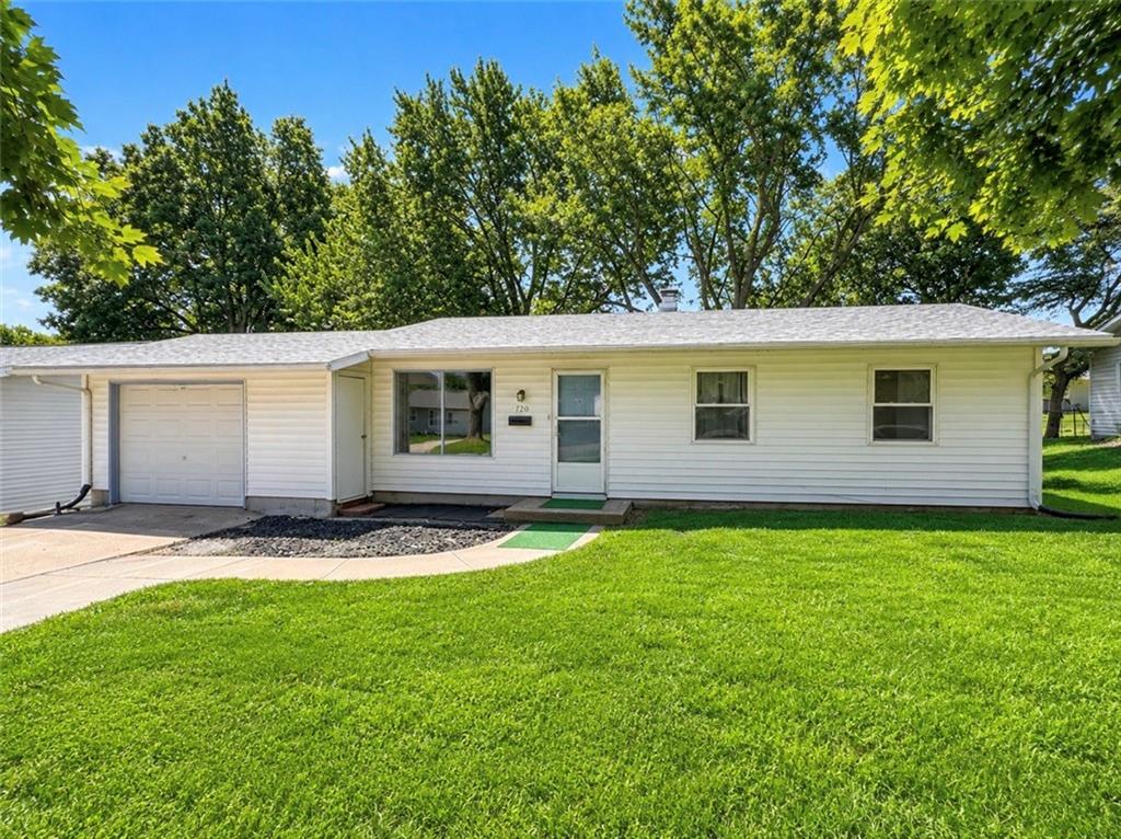 720 W Cooper Street, Maryville, MO 64468