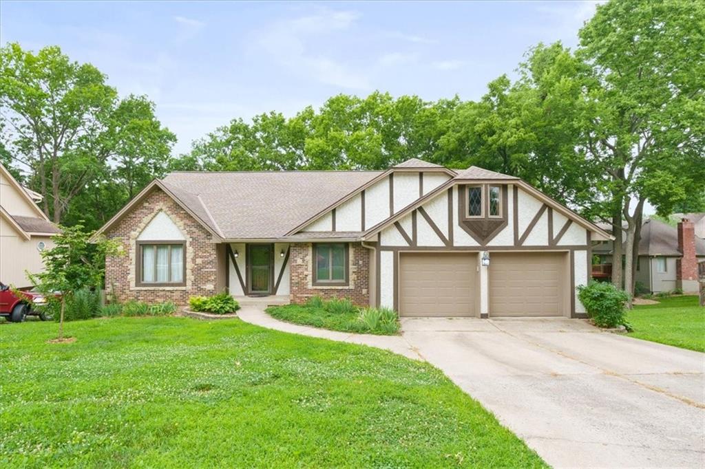 5768 Bower Street, Kansas City, MO 64133