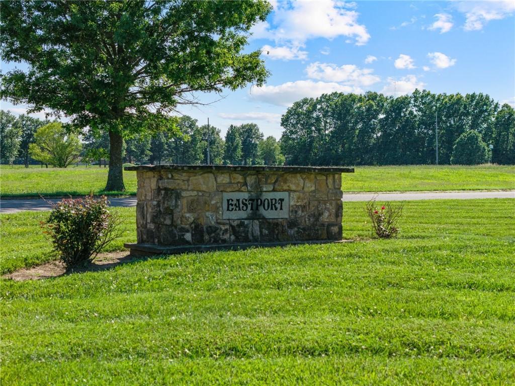 2206 Porter Lane Lane, Pittsburg, KS 66762