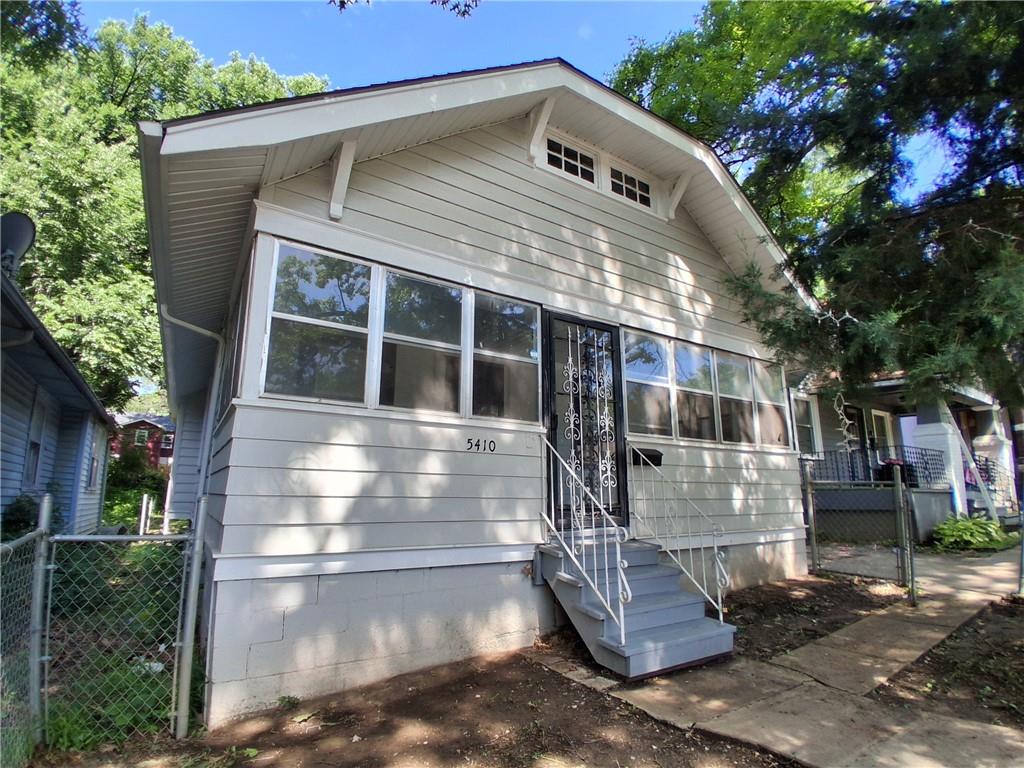 5410 Olive Street, Kansas City, MO 64130