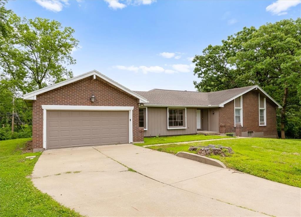 9905 Wayne Avenue, Kansas City, MO 64131