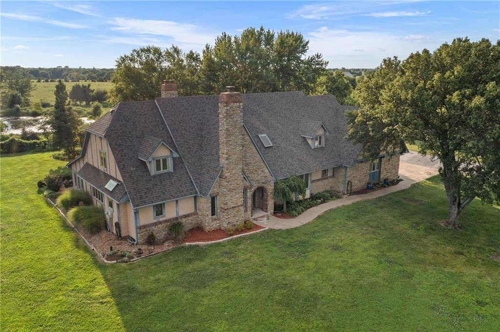 21898 Sunflower Road, Edgerton, KS 66021