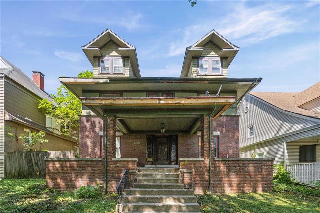 524 Cypress Avenue, Kansas City, MO 64124
