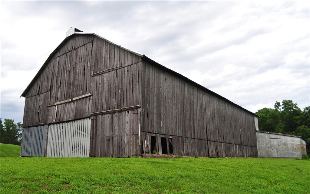 33135 Iatan Road, Weston, MO 64098