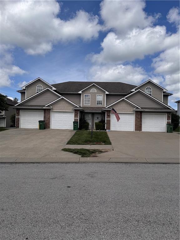 9021 Gala Drive, Lee's Summit, MO 64064