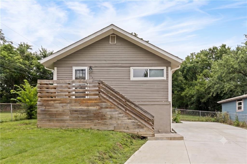 1131 N 49th Terrace, Kansas City, KS 66102
