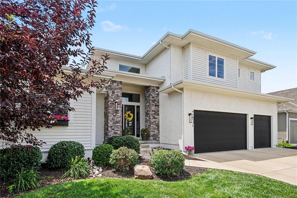 18332 Monrovia Street, Overland Park, KS 66013