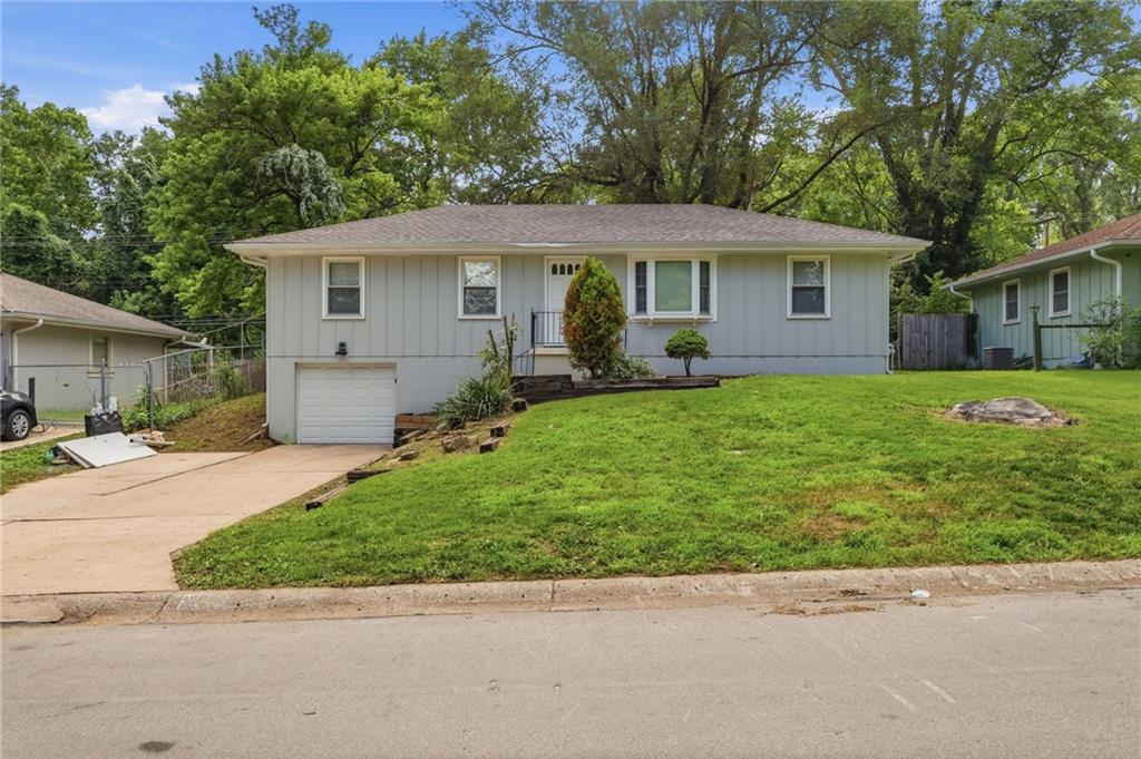 11016 Herrick Avenue, Kansas City, MO 64134