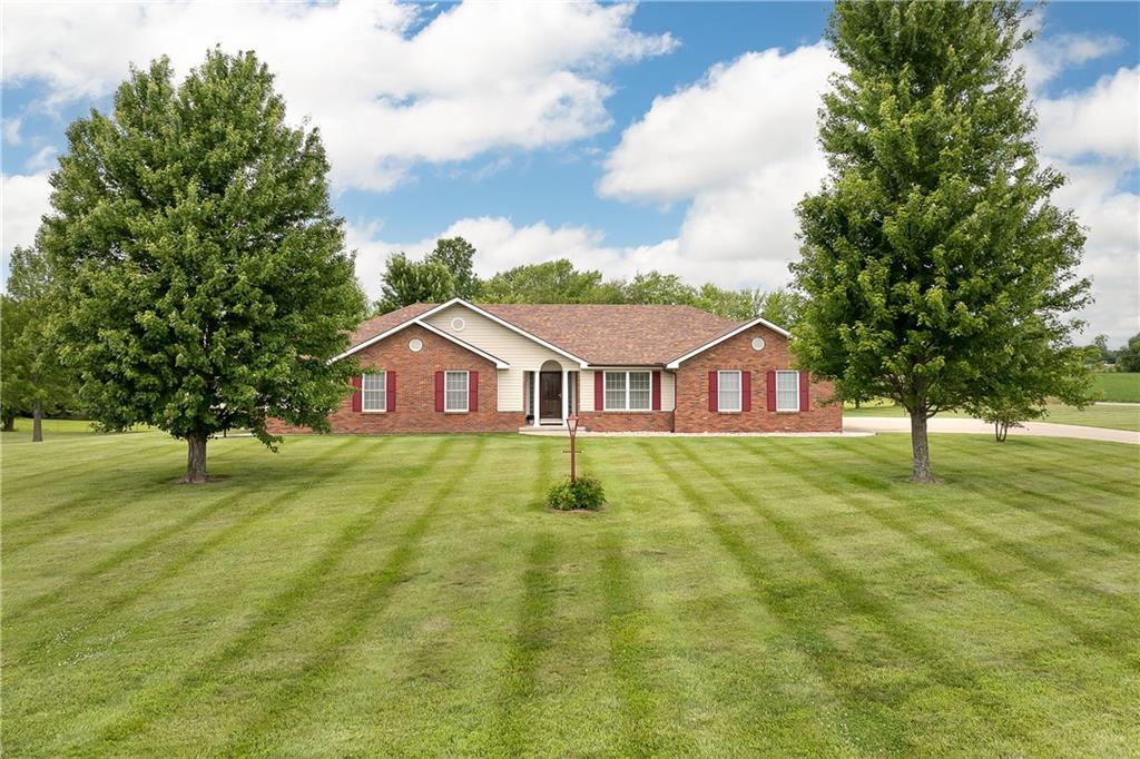 7720 SE Delwood Drive, St Joseph, MO 64507
