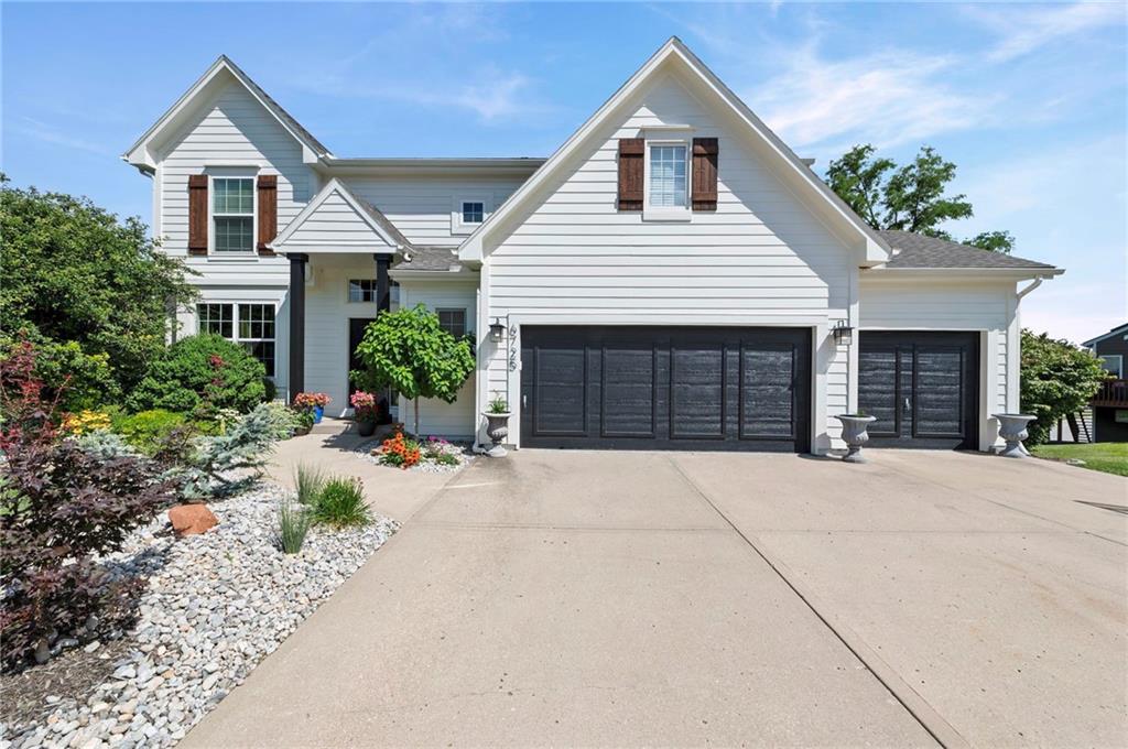 6725 N Nevada Avenue, Parkville, MO 64152