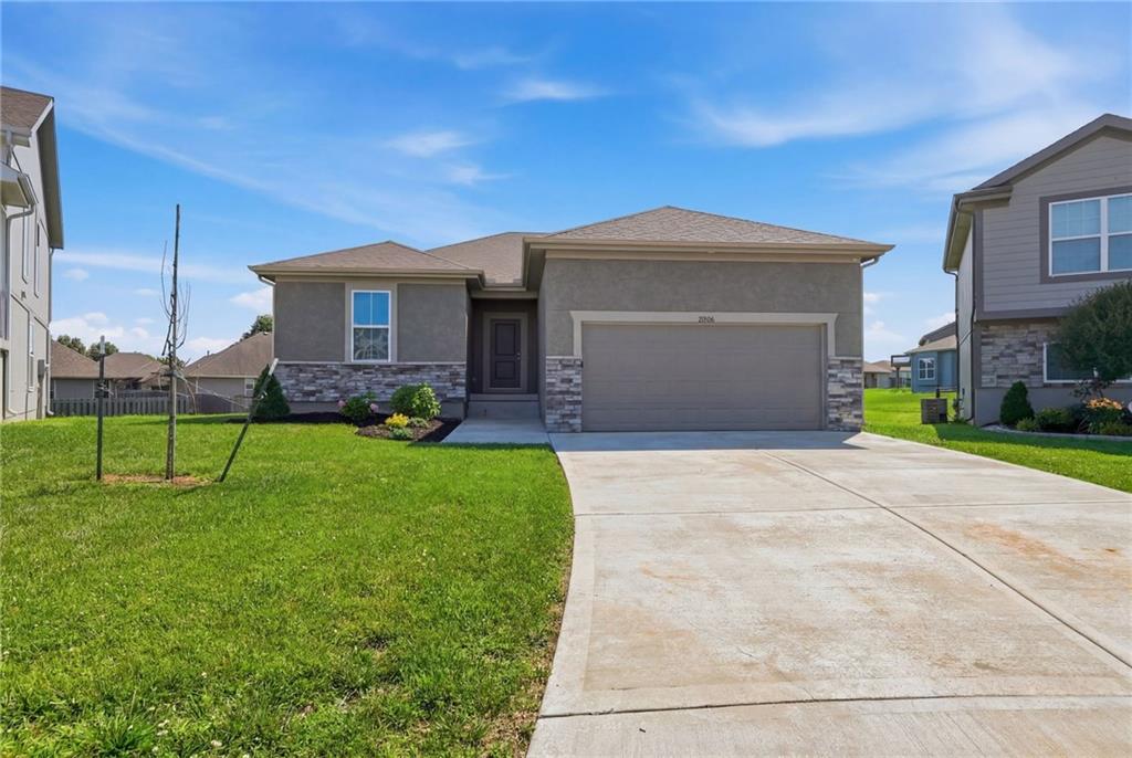 21806 Massa Circle, Peculiar, MO 64078