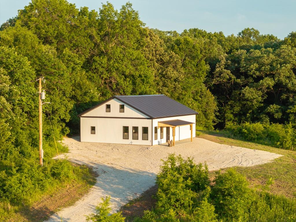 18 NE 100th Street, Spickard, MO 64679
