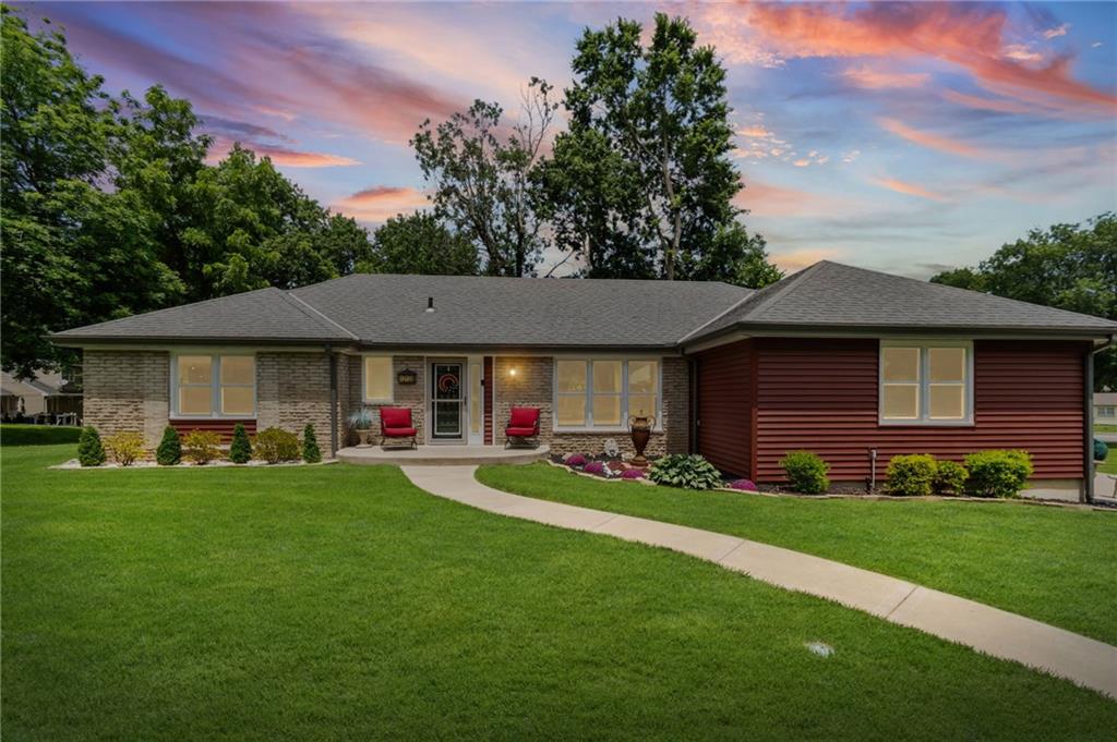 12108 OAK RIDGE Road, Independence, MO 64052
